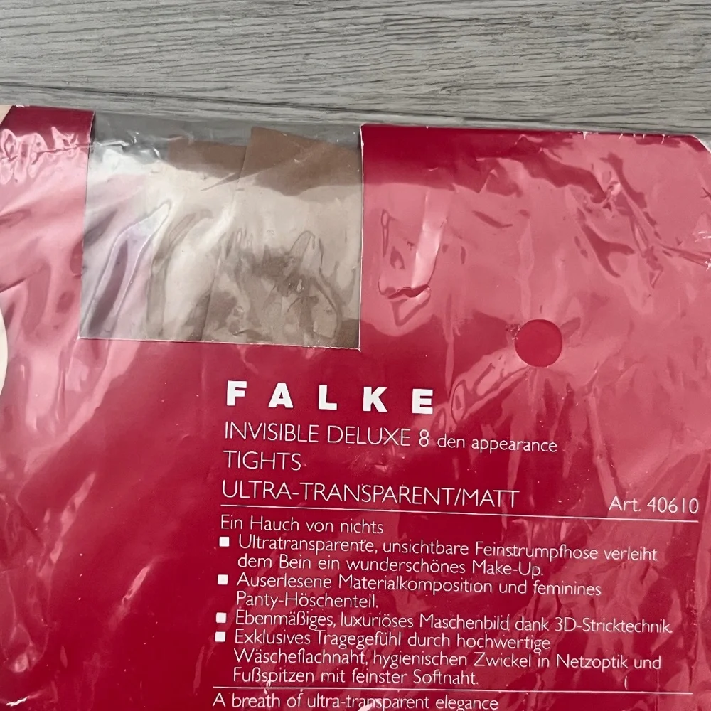 FALKE Women's Invisible Deluxe 8 Tights, Beige & Falke Dot Anklet Stocking Blue